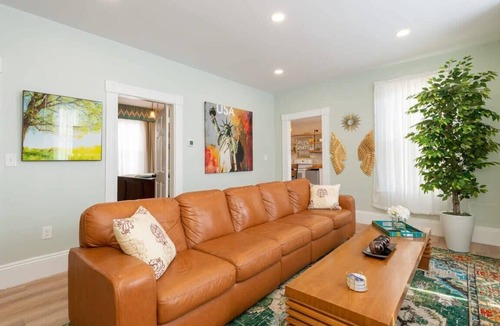 Beverly Condo | *Witch Dungeon 5Br House|Salem+Beverly|Sleeps 10