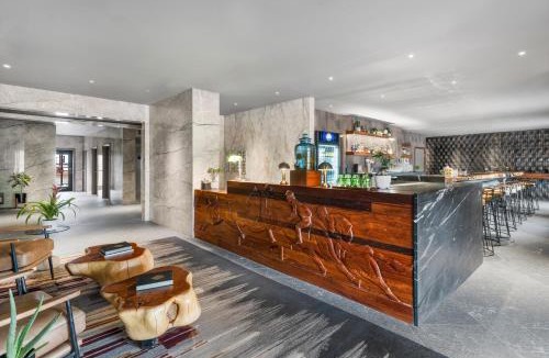 Moab Hotel | Wolfe's Hotel Moab
