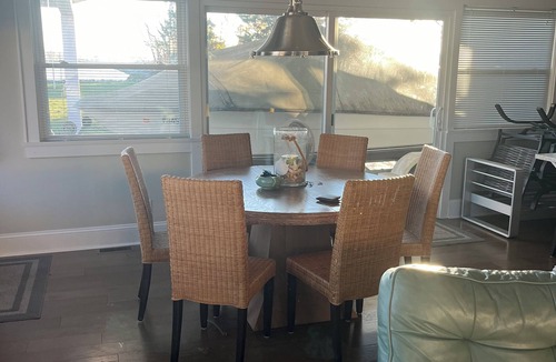 Gypsum House | Wonderful 3-bedroom house in Catawba Island with great views.