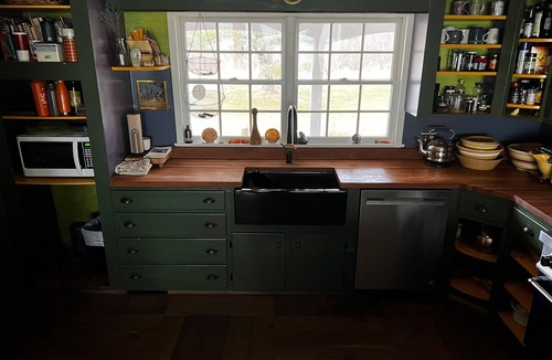 Spruce Head House | Wonderful Artist's Retreat : Private Maine Waterfront : Monet would dig it!