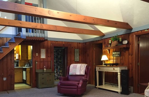 South Casco Cottage | Wonderful Cozy Camp House On Lake Sebago Waterfront