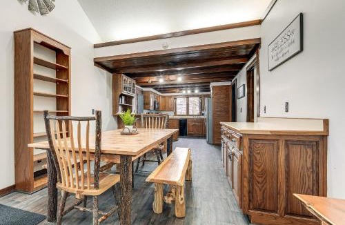 Spencerville House | Woodburn Group Getaway: Endless On-Site Fun!