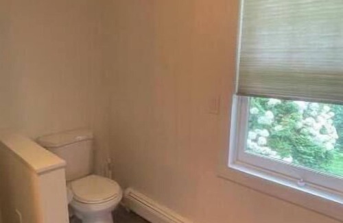 East Hartland House | Woodland Dream House on private pond with forest and fields- Warm and Cozy