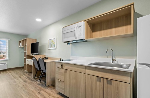 Lowell Hotel | Woodspring Suites Rogers Bentonville