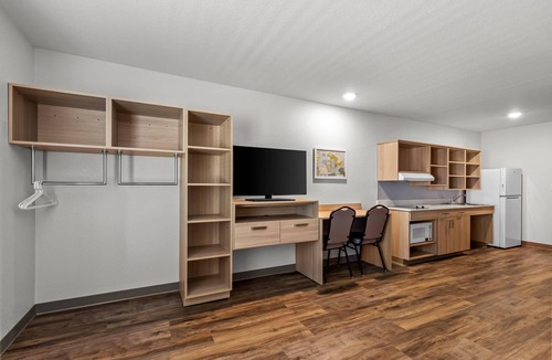 Glencoe Hotel | WoodSpring Suites St Peters-OFallon