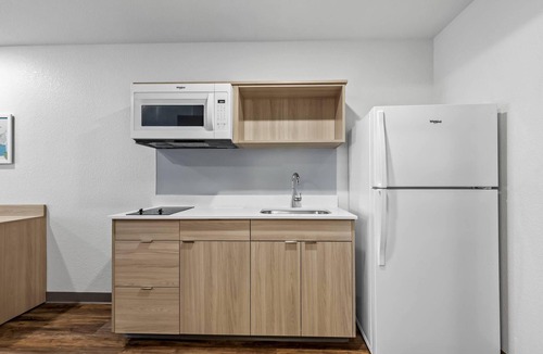 Glencoe Hotel | WoodSpring Suites St Peters-OFallon