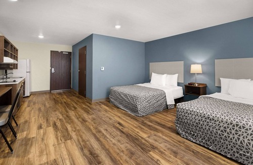 Bowling Green Hotel | Woodspring Suites Bowling Green I-65