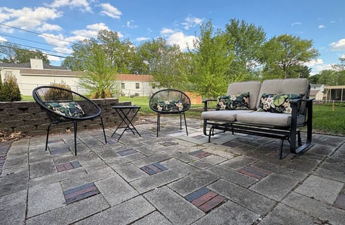 Kansas City House | World Cup 4 BR 2 bath Spacious home near nearby stadium