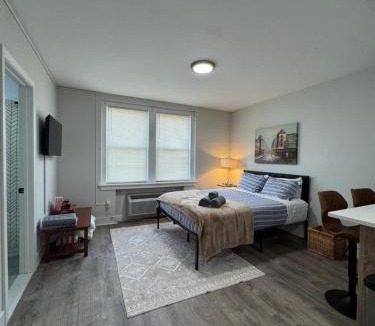 Dwight Apartment | Yale Casa Blanco
