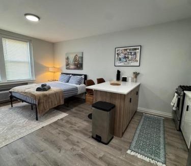 Dwight Apartment | Yale Casa Blanco