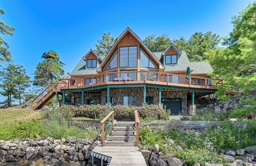 Putnam Station House | Year-Round Fun in Putnam Station: Lakefront Home!