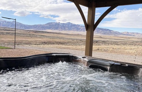 Utah House | Yuba Lake Barndominium Resort