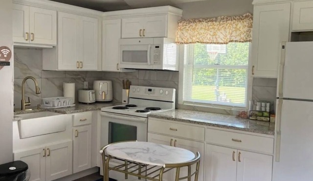 1-bedroom vacation home 22 minutes from Quinnipiac University