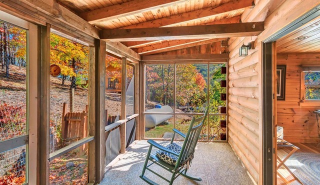 10) Spruce Knob Room