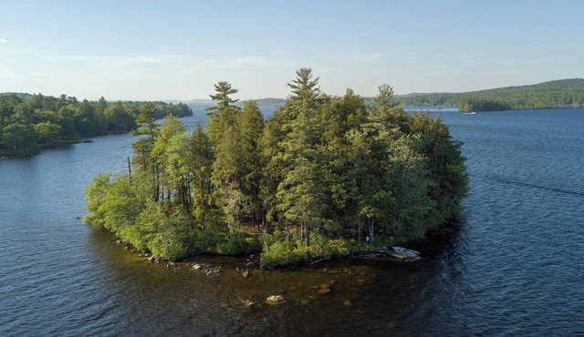 100% Private Island on Long Lake. Great for families or a group-pet friendly.