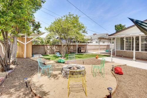 12 Mi to Dtwn LA: Family Home w/Patio + Yard!