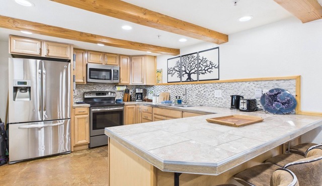 1BR Near Capitol & Downtown – Walk Everywhere