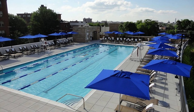 2 Premium Pet Friendly Unit Close to Local Culture! Seasonal Pool!
