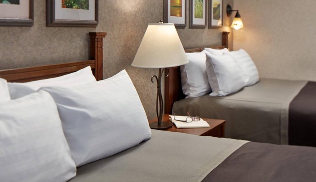 2 Queen Beds Room | Oceanfront Resort w/Outdoor Firepits and Pool