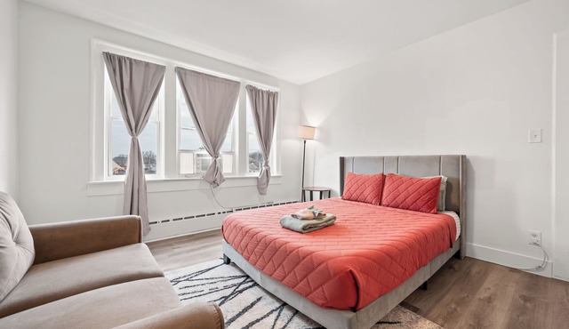 2bd/1ba near downtown- 4 mins to Trinity College
