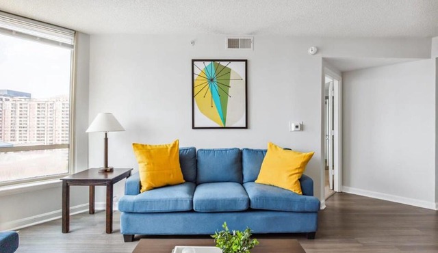 2BR Luxury City Suite With Gym & Pool