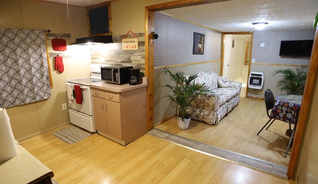 3-Bedroom apt. ideal location near new river gorge