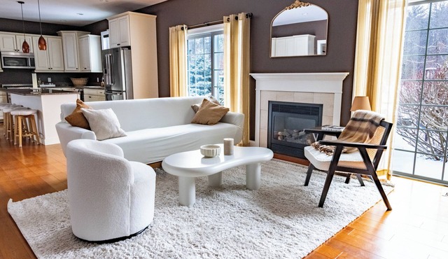 3-bedroom hidden gem house in New Hampshire with fire pit