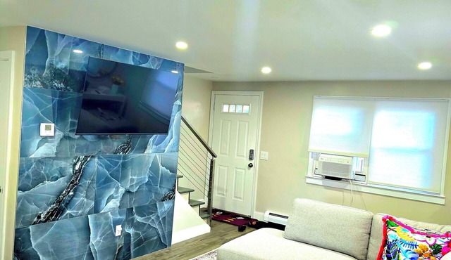 3-bedroom house in perfect Springfield with WiFi, AC