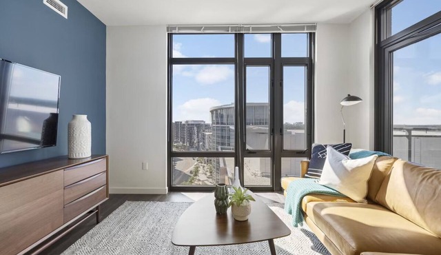 3 Units | Arlington Getaway w/Kitchen & Pool | Near Smithsonian Museums & Parks