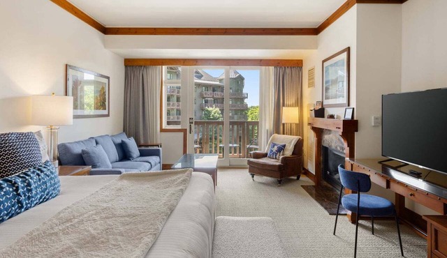 #347 | Studio |The Maple | 3rd Floor Pool & Mountain Views