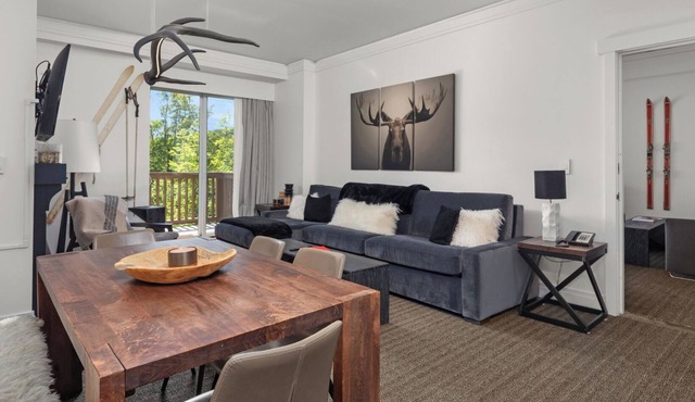 351C| 3 bdrm | 3rd Floor Pool And Mountain Views | Lodge At Spruce Peak
