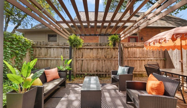 3BR Home with Private Patio in the German Village