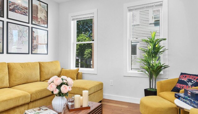 3BR2Bth TD Garden/BOS/MIT/Harvard/3 Parking Spaces