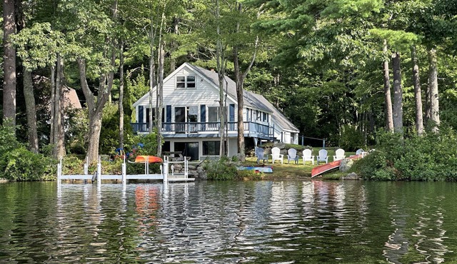 4 Bedroom Lake House with Sandy Entrance & Boat Dock
