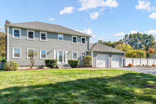4 Mi to Lake! Spacious Oxford Home w/Pool