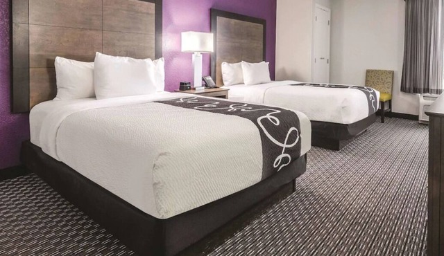 4 x 2 Double Beds Deluxe Rm at La Quinta Inn by Wyndham Myrtle Beach-N Kings Hwy