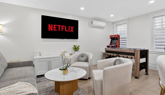 4BR 3Bath + Game Room | Harvard MIT Apt