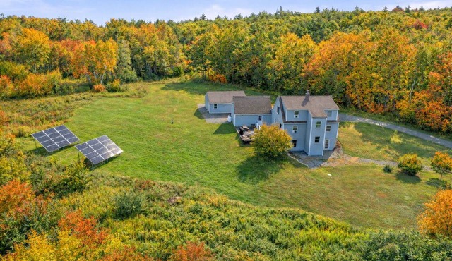 5-Acres, Mtn + Fall Foliage Views, Hot Tub, Game Room, Near Lake, + More!