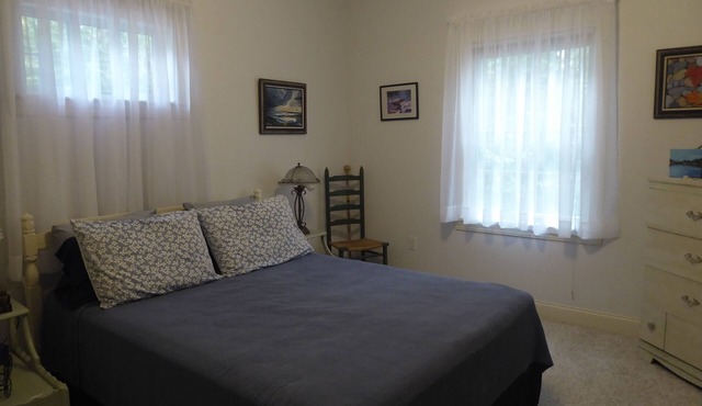 A charming, pet friendly, 2-bedroom home with all amenities.n4 day minimum