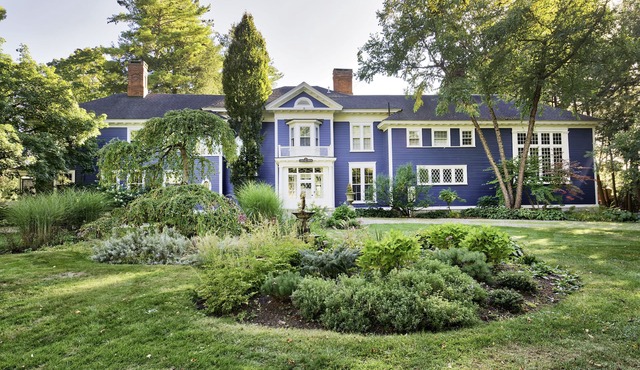 A Grand property in Historic Stockbridge