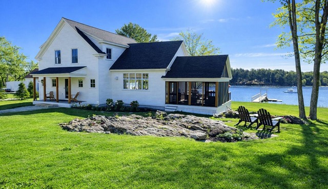 A stunning "Green Home" on the coast of Maine.