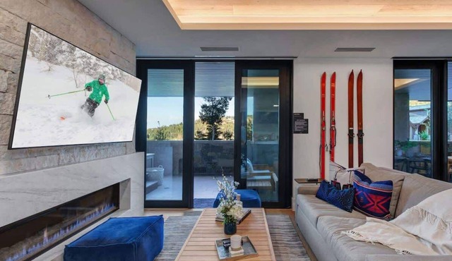 Abode at Empire Residences, ski-in/ski-out, hot tub, empire pass