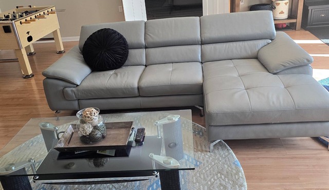 Accessible ranch home on an acre of land with finished basement, games & comfort in Monee