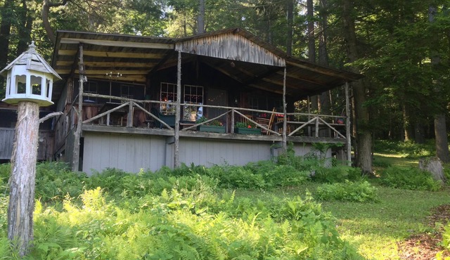 Adirondack-Style/Cottage-Beautiful Lake & Mountain Views-Peaceful!