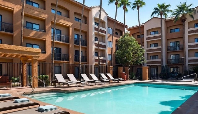 Affordability Meets Comfort! w/Outdoor Pool, Short Drive to Arizona Capitol in Phoenix