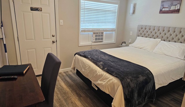 All-inclusive studio apartment with utilities included-Unit 5