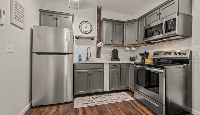 All new 1BR apartment with all the features you are looking for
