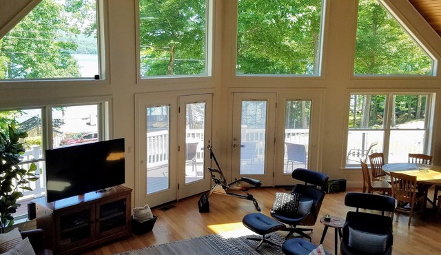 All season retreat waterfront chalet