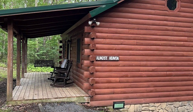 Almost Heaven 1BR Cabin: Romantic Retreat with Hot Tub