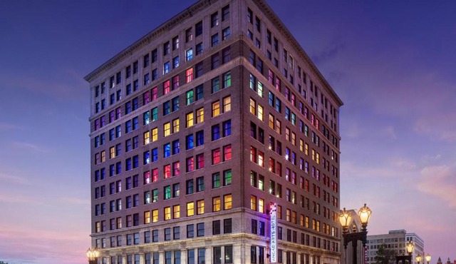 Angad Arts Hotel St Louis, Tapestry Collection by Hilton